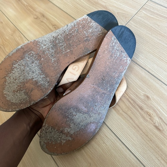 Givenchy Logo Slide Sandals Tan - Picture 7 of 9